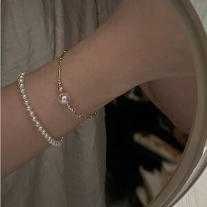 Handmade pearl bracelet